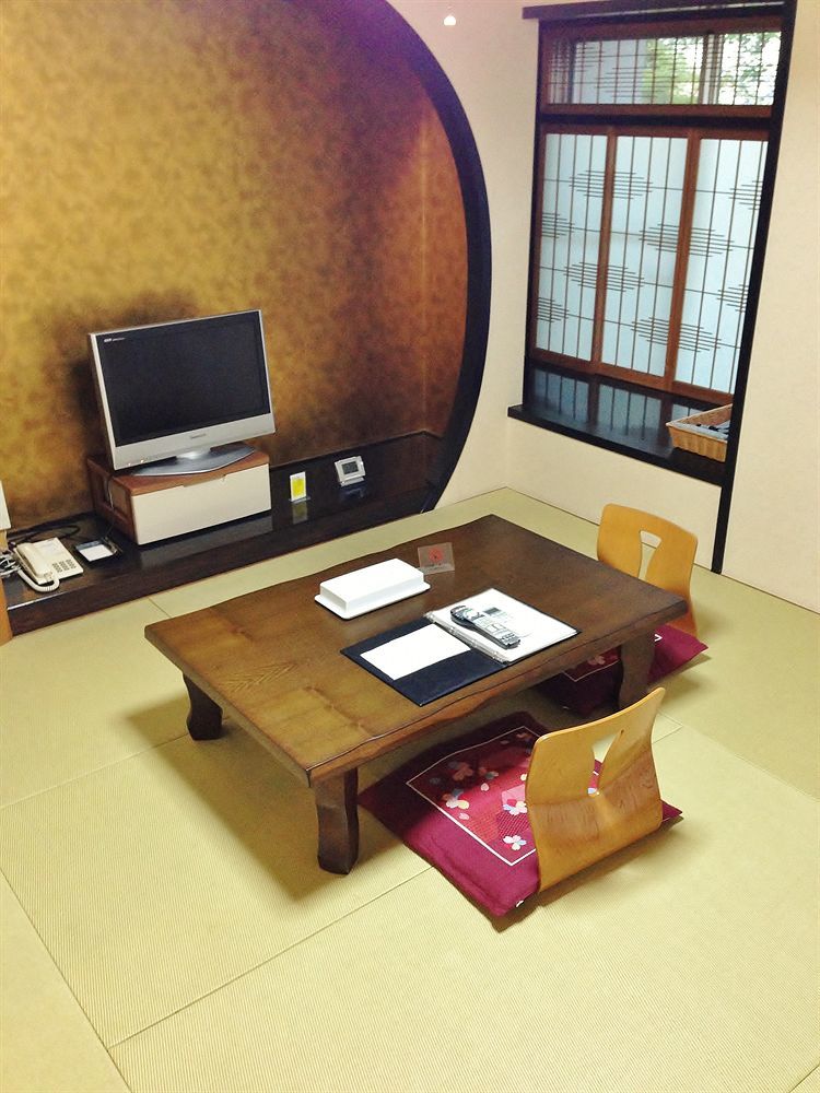 Plaza Fuyo Hotel Fukuoka  Bagian luar foto